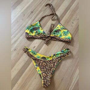 Women’s bikini (bundle) - size XS/S